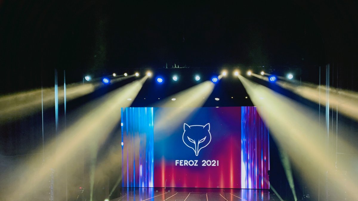 Escenario Premios Feroz 2021 creado a partir de Silestino de Cosentino.