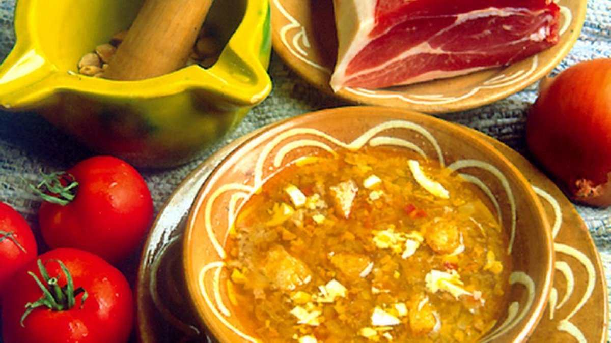 Estos platos recogen una gran tradición que se ha ido traspasando de generación en generación.