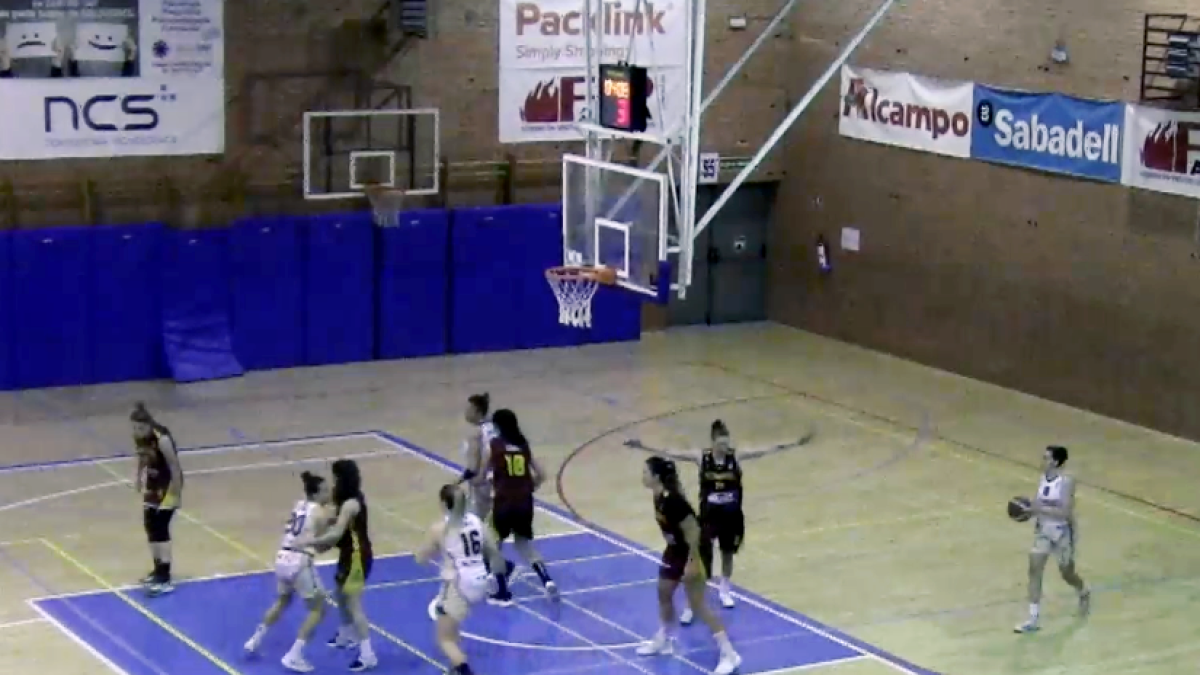 Las rojillas no estaban al completo a nivel de plantilla.