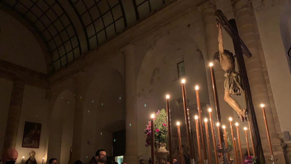 Montaje especial para el viacrucis general de las Hermandades.