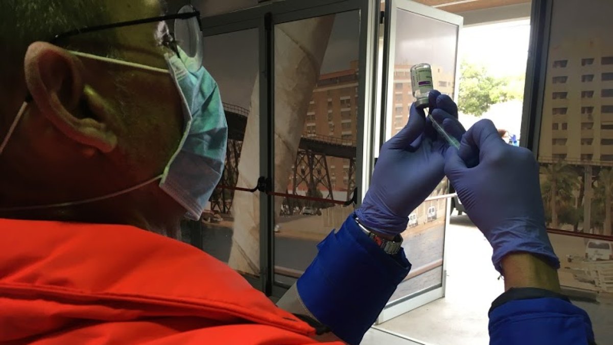 Continúa la vacunación en Almería.