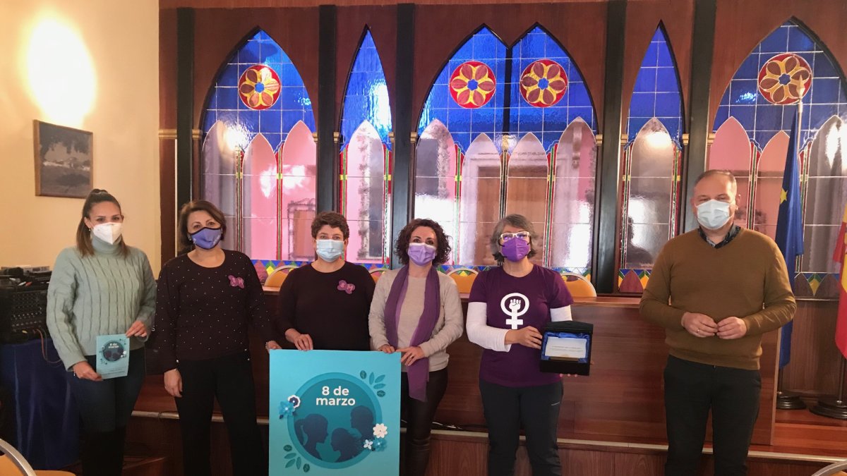 Acto celebrado en el Ayuntamiento cuevano.