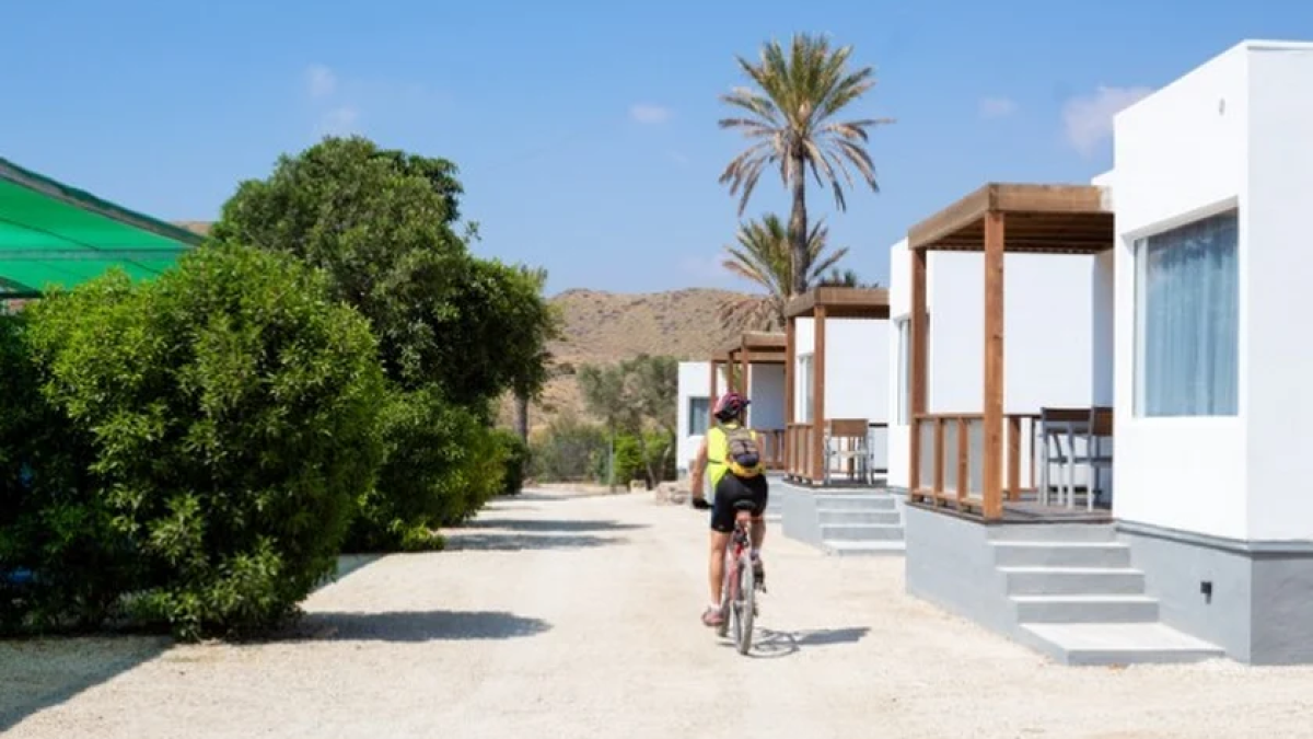 Complejo Turístico Camping Los Escullos.