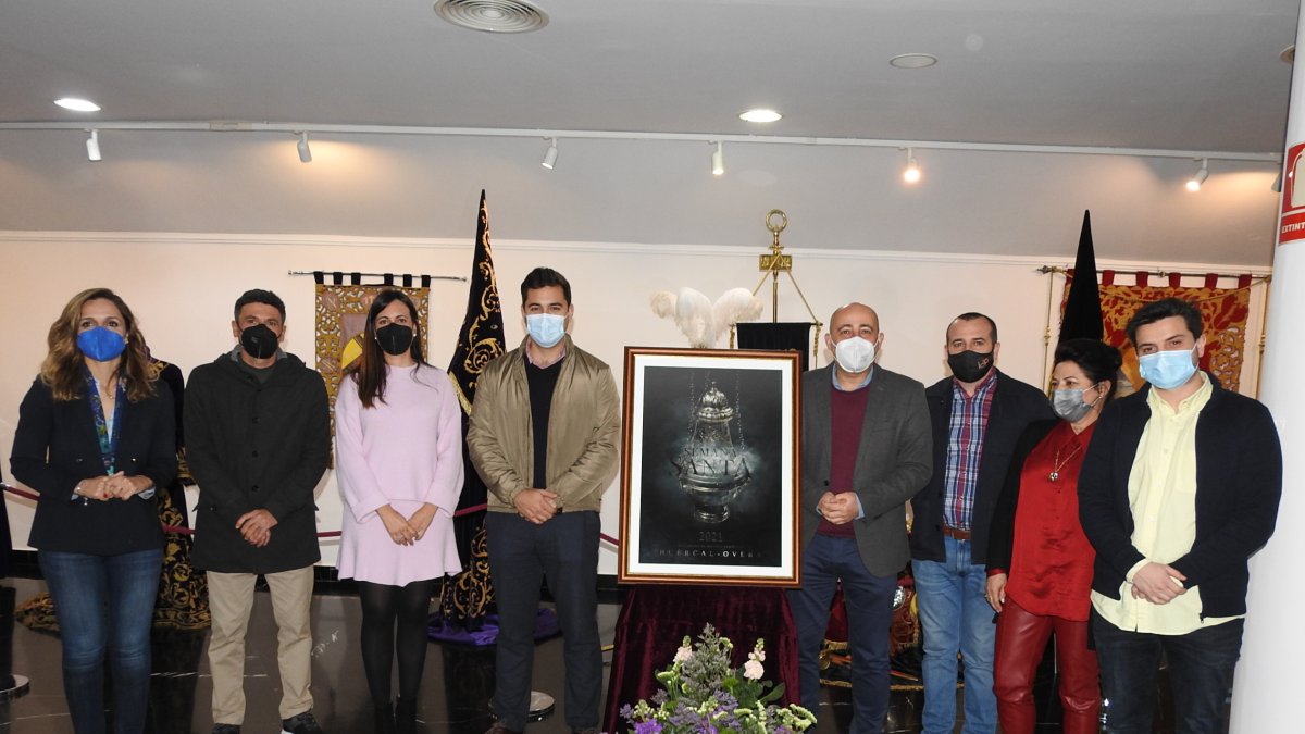 Presentación de cartel de la Semana Santa huercalense.