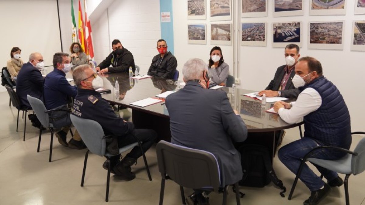 Reunión en el Estadio de los Juegos Mediterráneos.