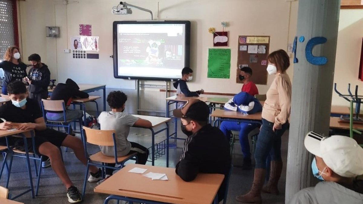 Fapace lleva todo el curso denunciando las condiciones en las que se trabaja en algunas aulas a causa de la pandemia.