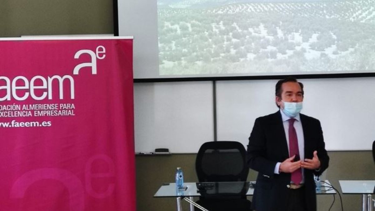 Francisco Viguera durante su intervención.