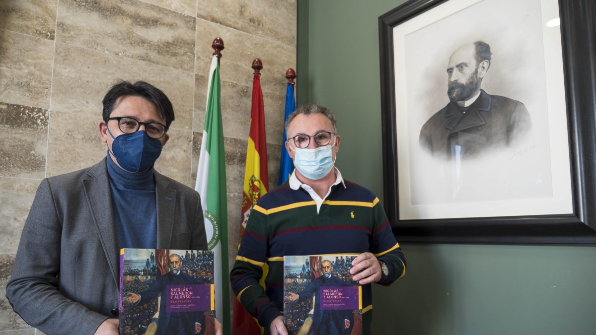Manuel Guzmán y Cristóbal Rodríguez con algunos ejemplares.
