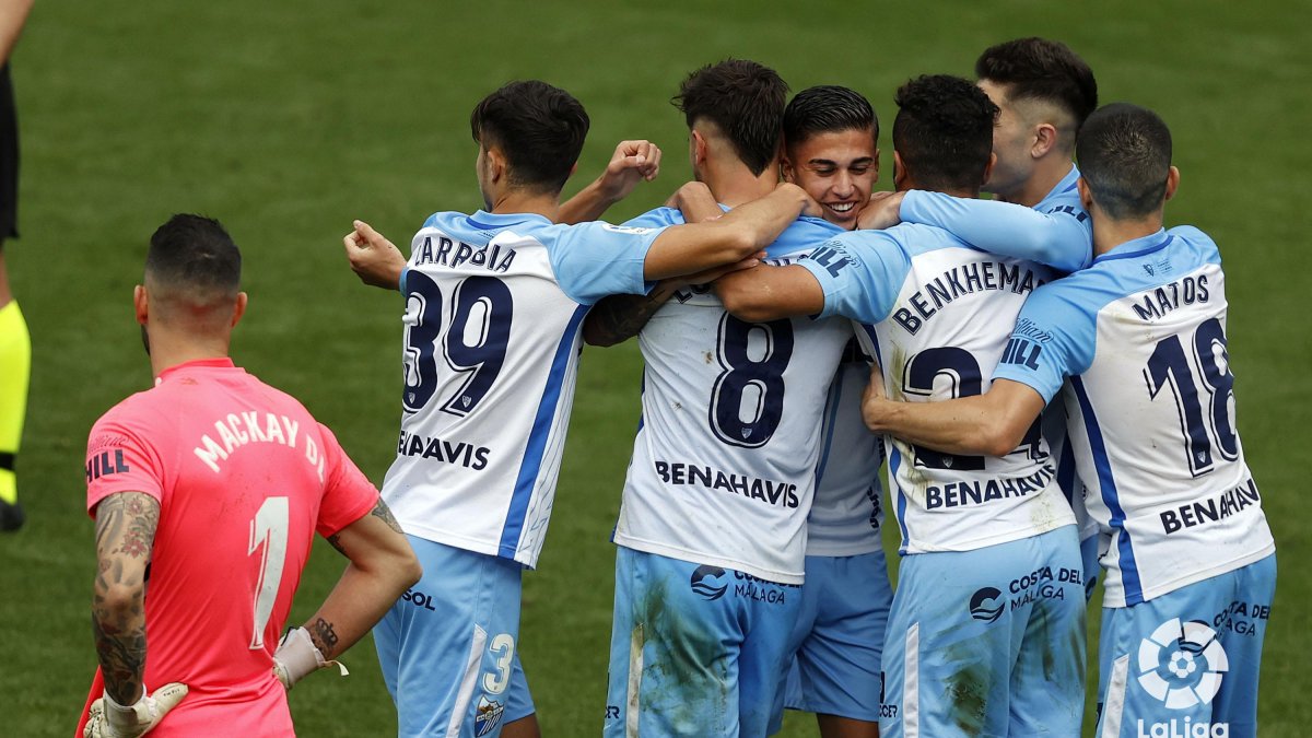 El Málaga es una caja de sorpresas en La Rosaleda.