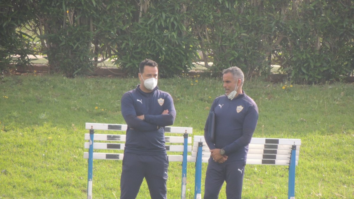El míster con el doctor Maziel.