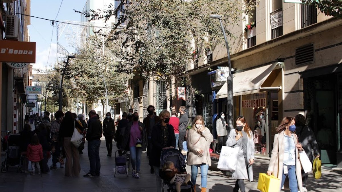 Almería vive una tranquila Semana Santa.
