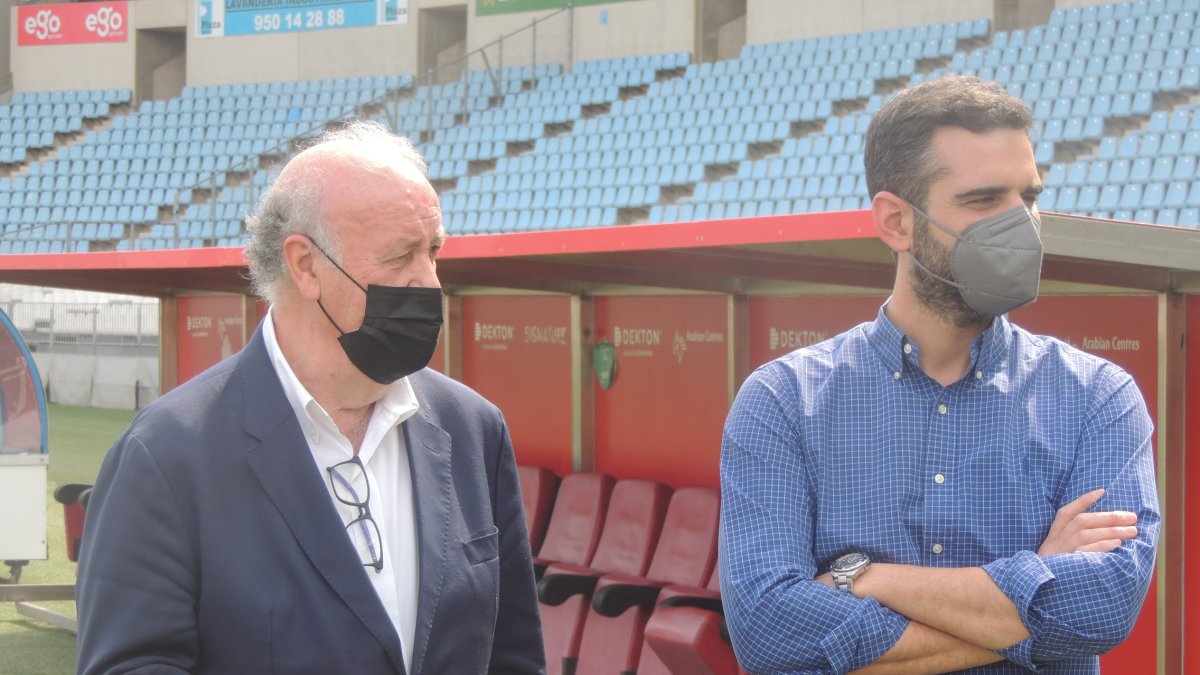 Vicente del Bosque y Ramón Fernández-Pacheco en el Mediterráneo.