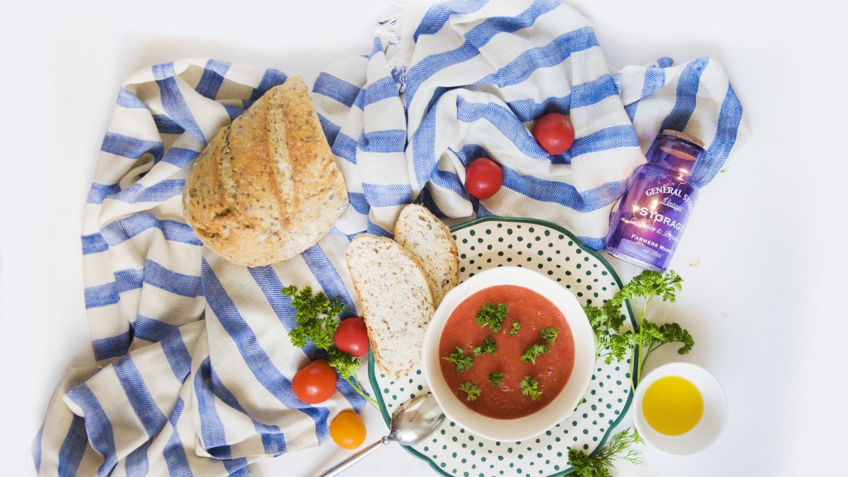 Gazpacho, ideal para cenar este sábado noche.