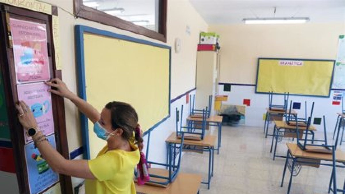 Aumentan las aulas confinadas en Almería.