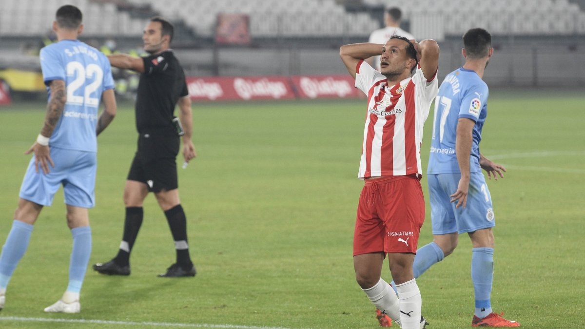 Joao Carbalho espea conocer pronto su futuro.