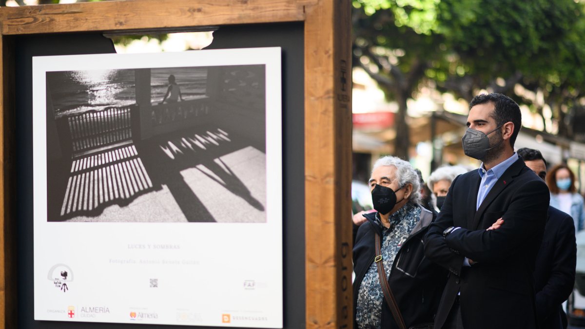 El ‘Paseo de las Imágenes’ ha renovado por tercera vez su propuesta expositiva.