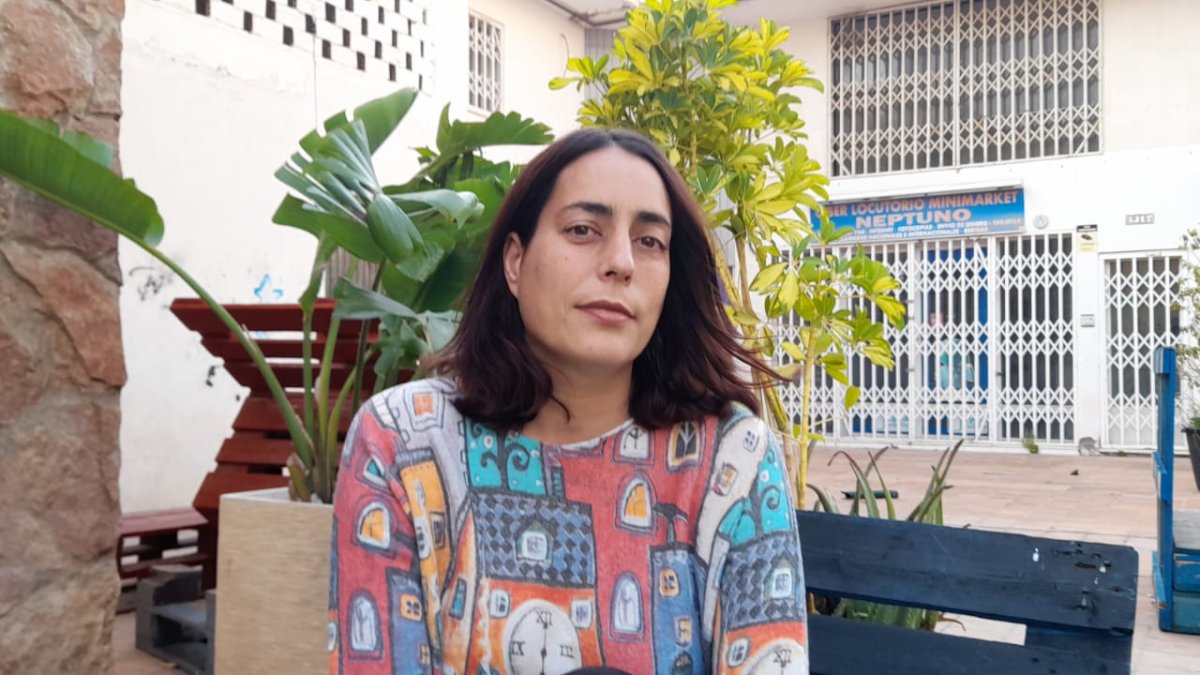 Lorena defiende la necesidad de las mascarillas para personas sordas.