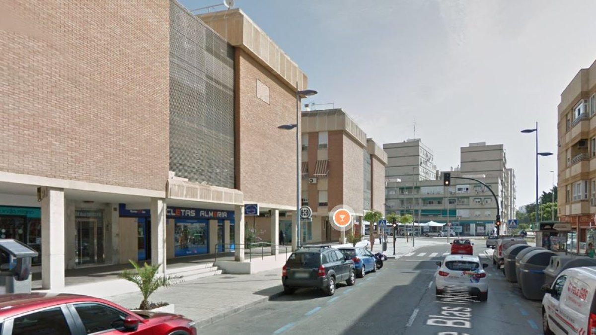 La Avenida Blas Infante de la capital, en el barrio de Nueva Andalucía.