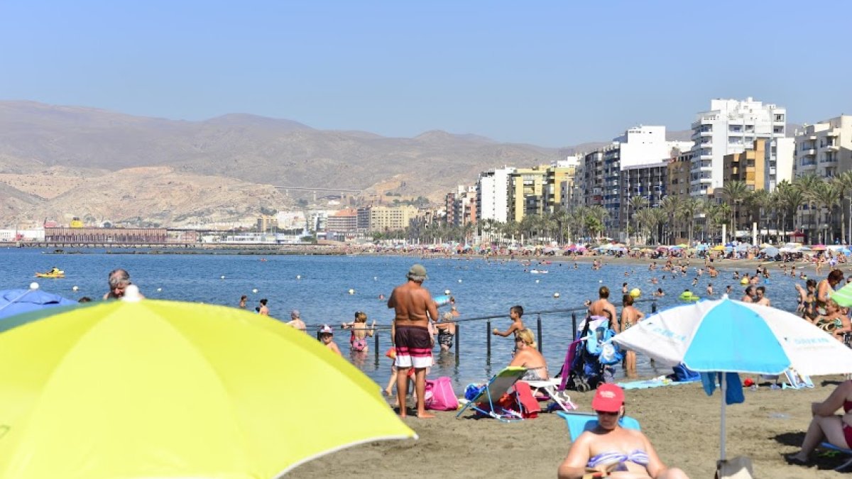 Imagen de archivo de una playa de la capital.