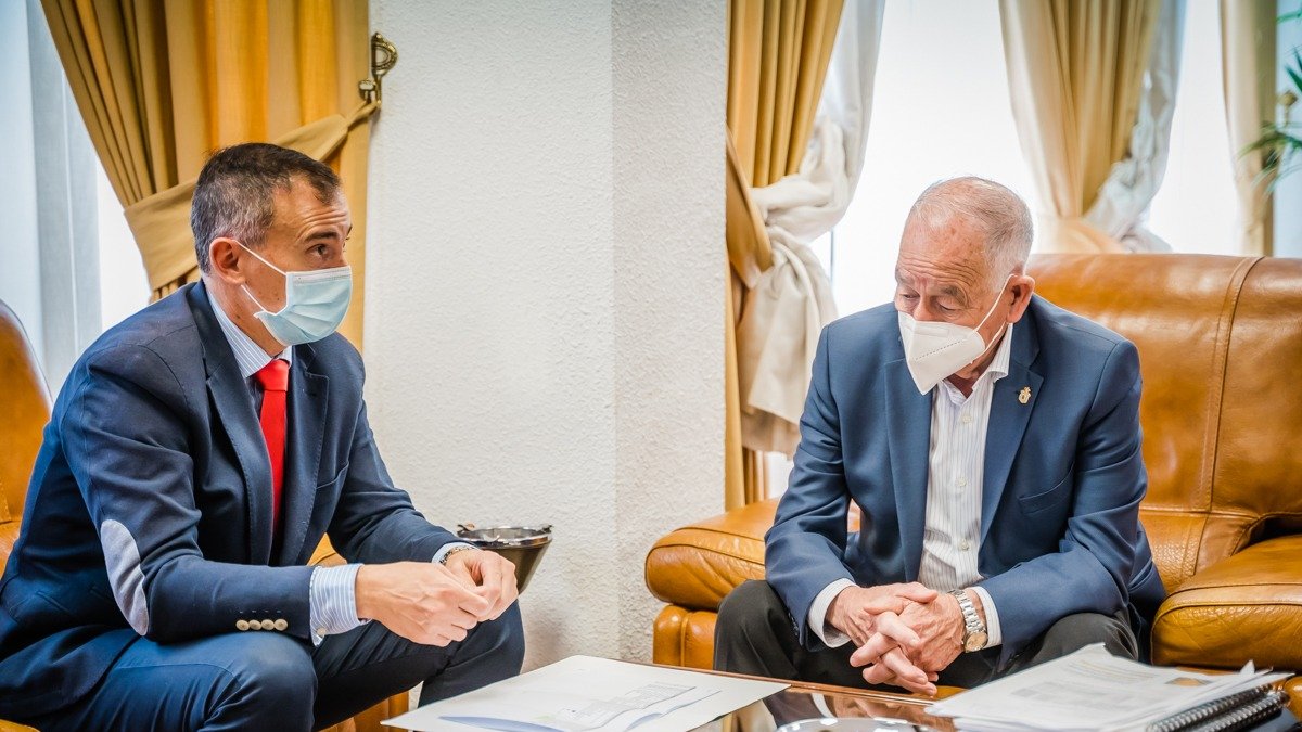 Gabriel Amat y Antonio Jiménez, durante la reunión mantenida esta semana.