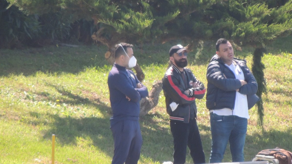 Mohamed El Assy, en el centro de la imagen.