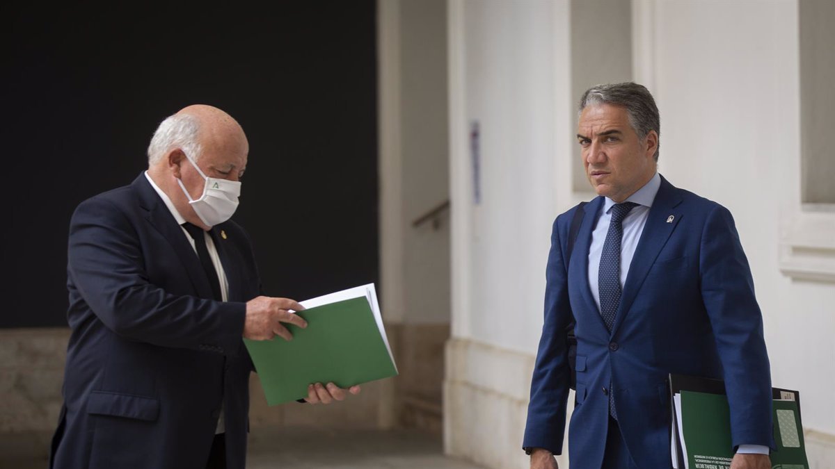 Bendodo y Aguirre anuncian su ambicioso plan de vacunación.