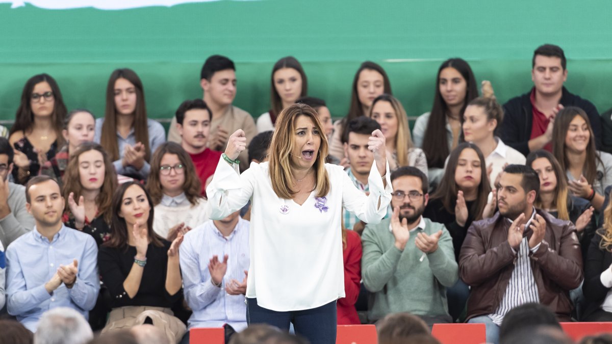 Susana Díaz, en un acto de campaña en Cantoria.