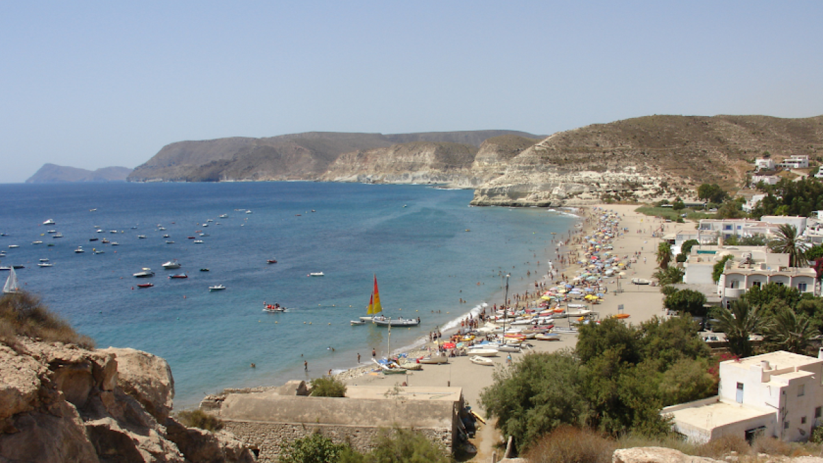 Agua Amarga repite Bandera Azul.