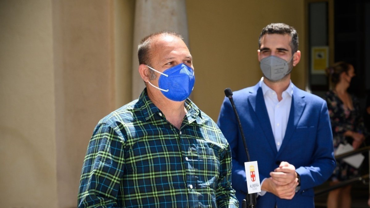 Ángel Ruiz toma el mando del CB Almería.