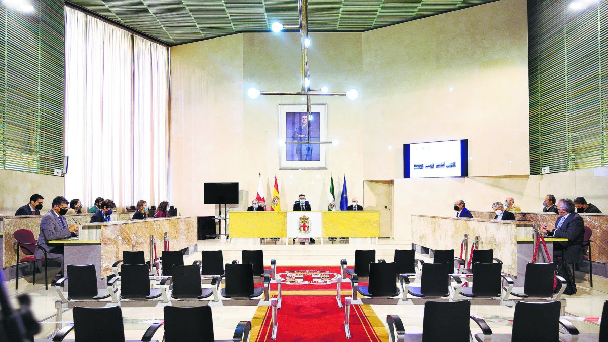 Última sesión plenaria presencial del Ayuntamiento de Almería