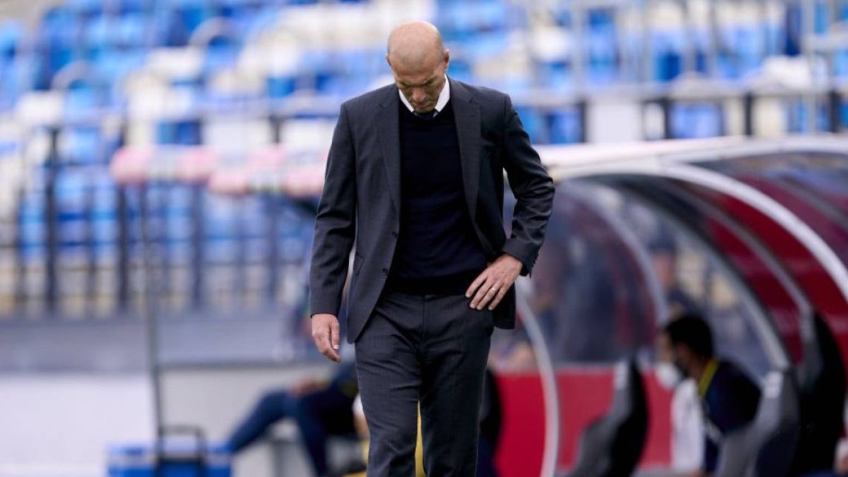 Zidane abandona el Real Madrid.
