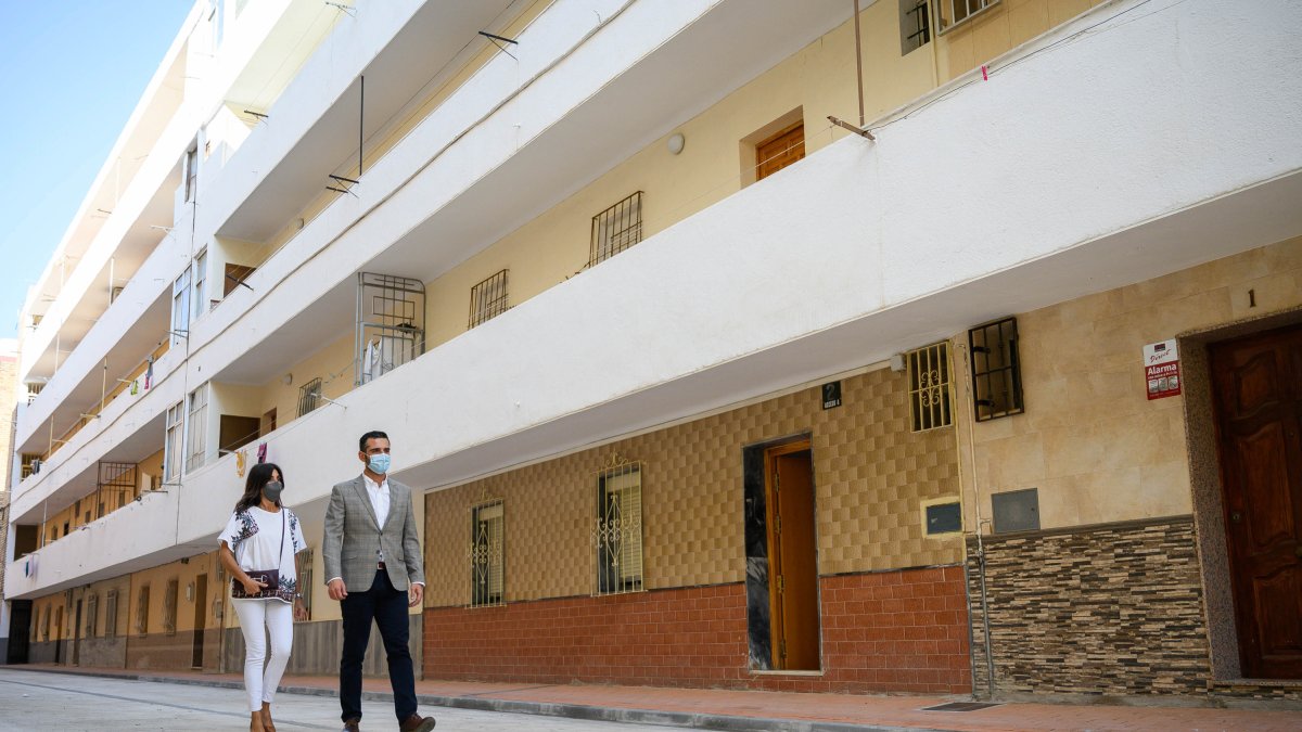 El alcalde y Sacramento Sánchez en los Ángeles