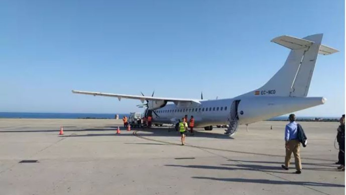 Avión que opera el vuelo entre Almería y Sevilla.