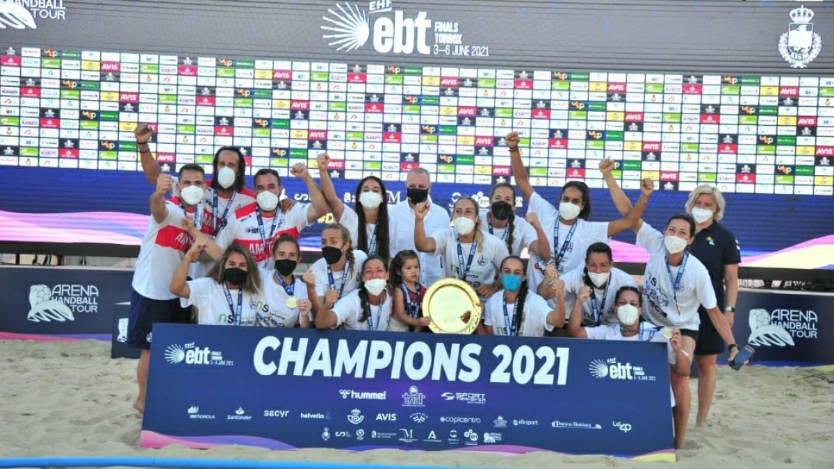La foto de las campeonas.