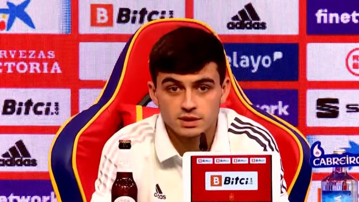 El joven futbolista de la Selección Española.