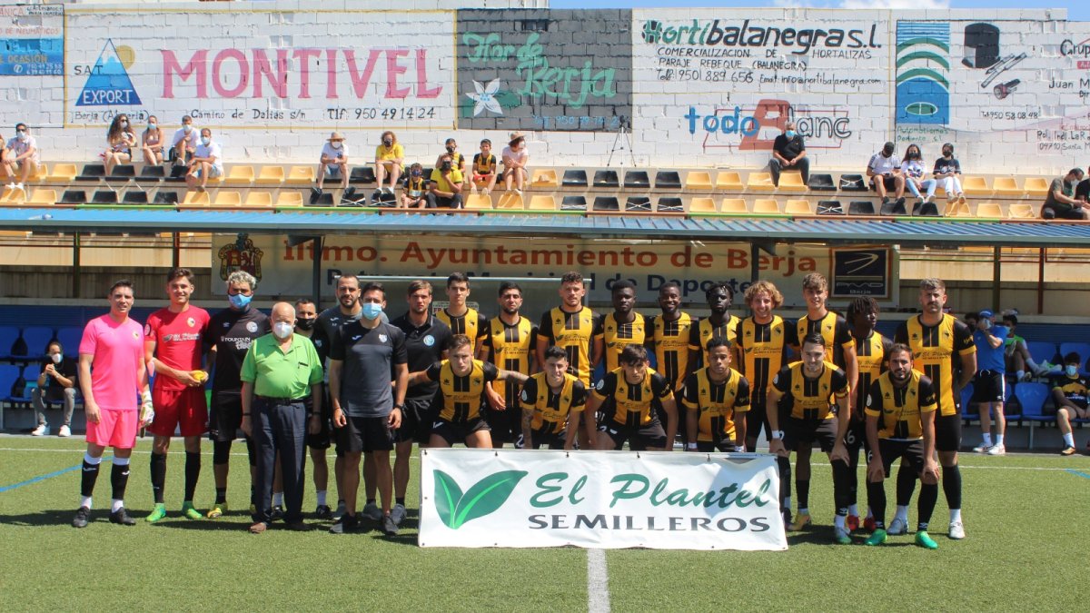 El Berja CF sigue siendo de División de Honor Andaluza.