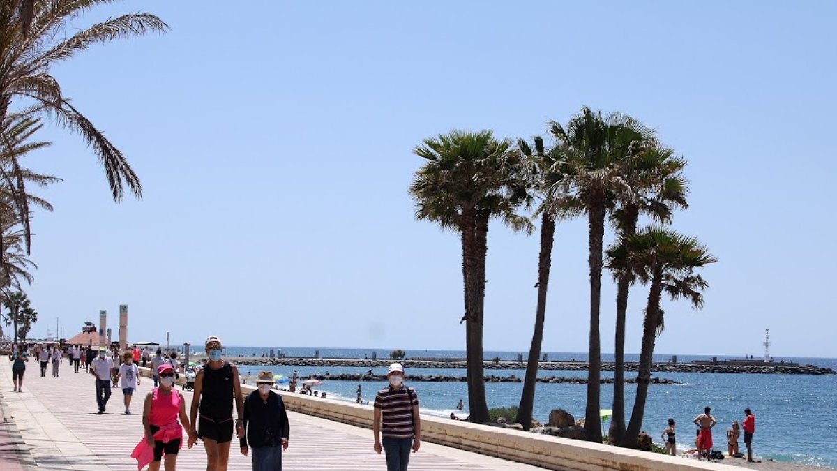 Imagen de archivo del Paseo Marítimo de Almería.
