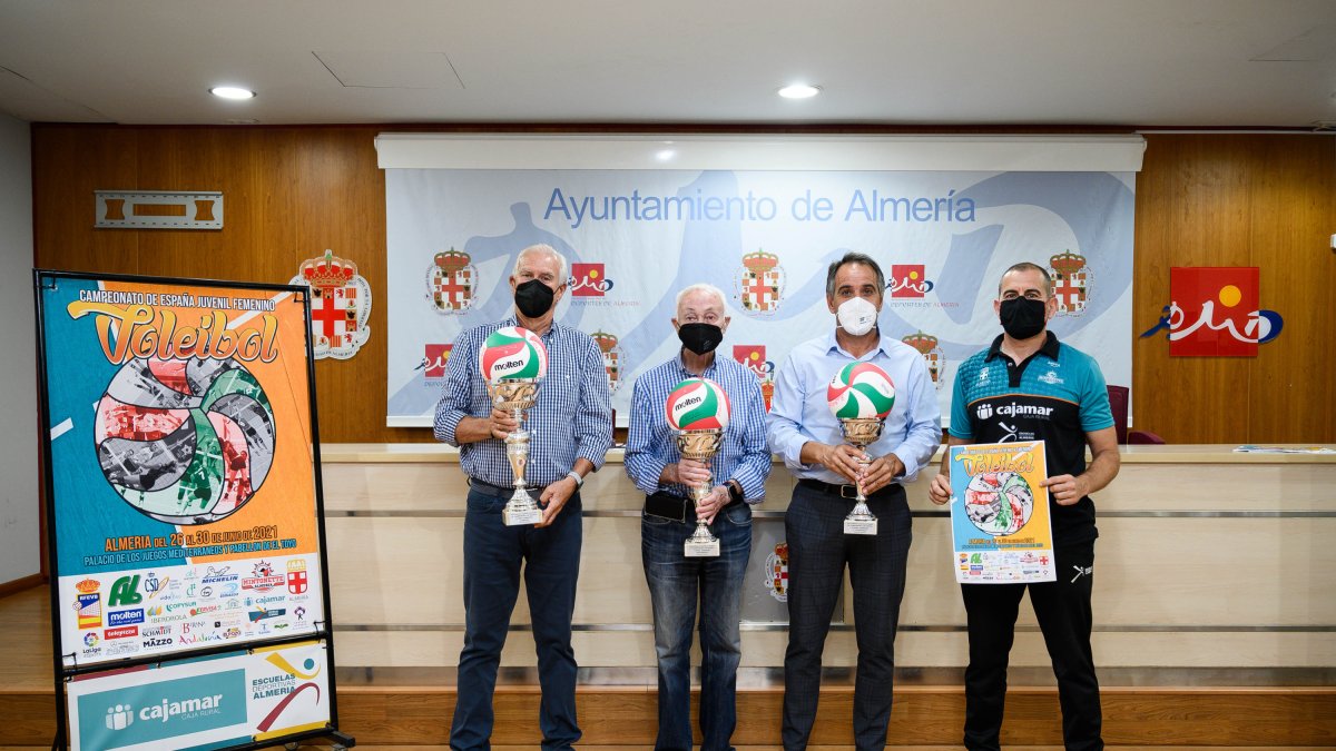 Foto de presentación del Campeonato de España en el Mediterráneo.