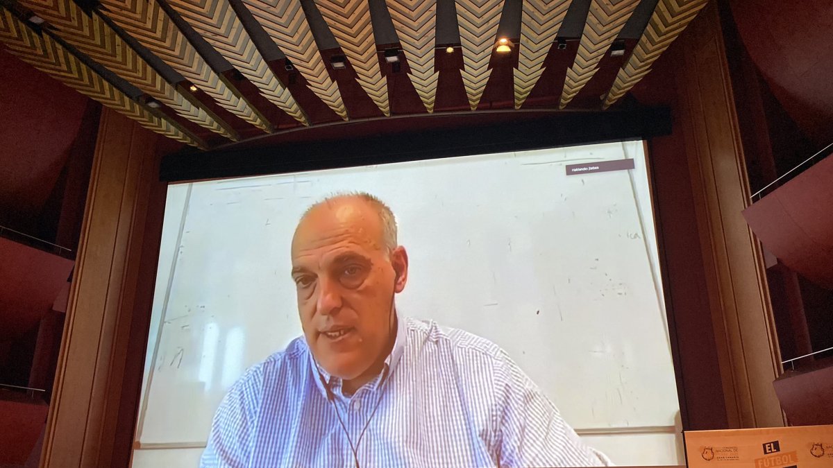 Javier Tebas intervino telemáticamente en el Congreso de Peñas de Gran Canaria.