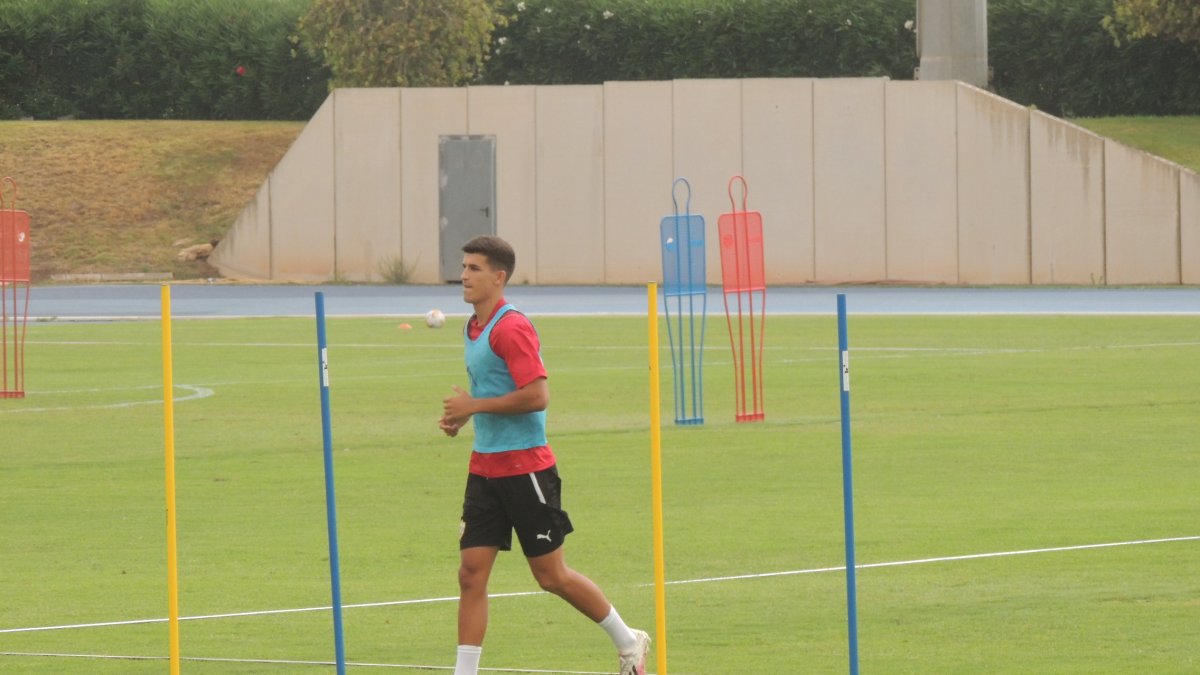 Javi Robles hará la pretemporada a las órdenes de Rubi.