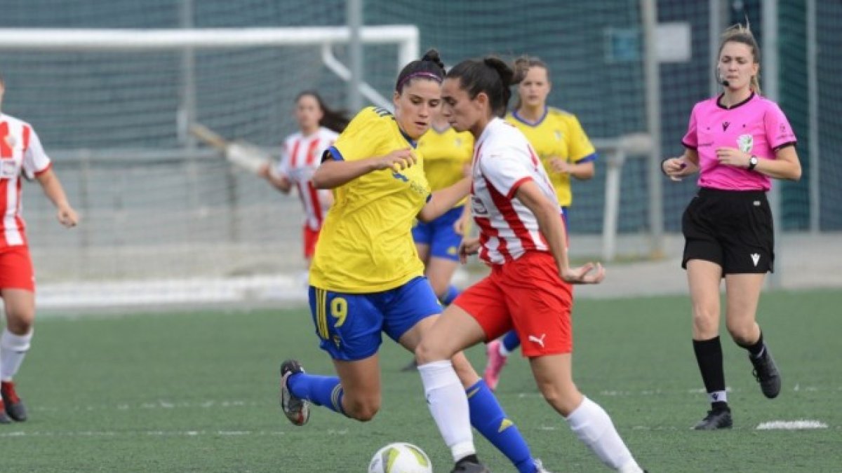 El Almería empieza a incorporar nuevas jugadoras.