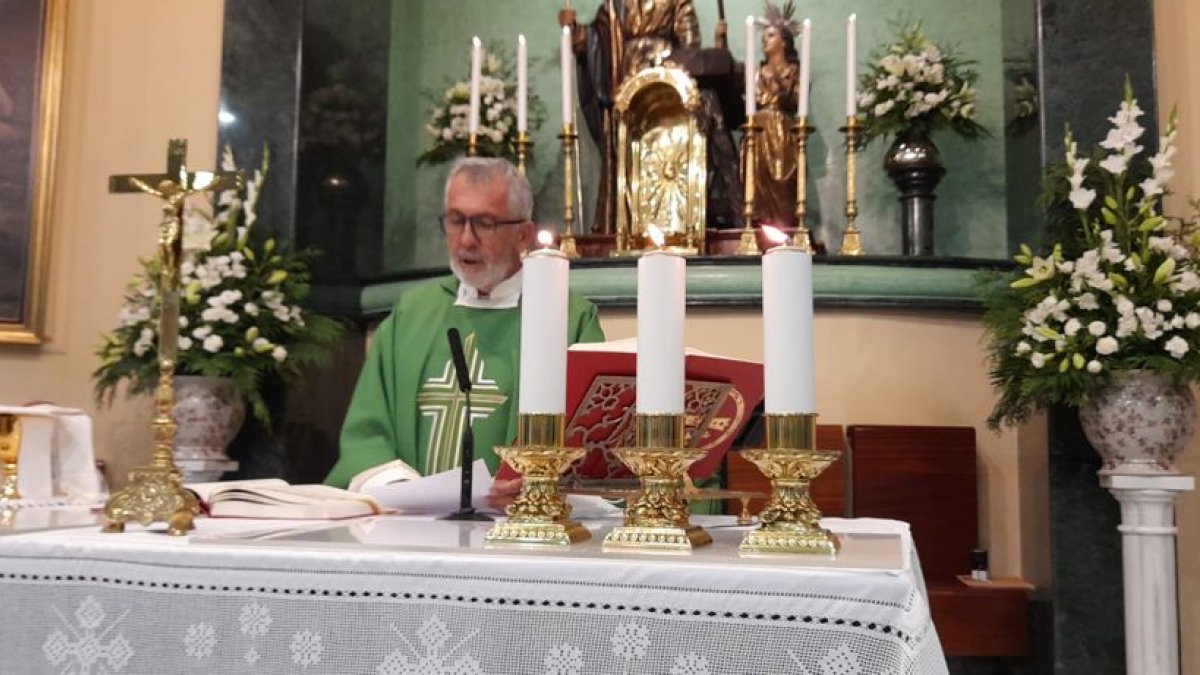 Primera misa de Tomás Cano como párroco de San José