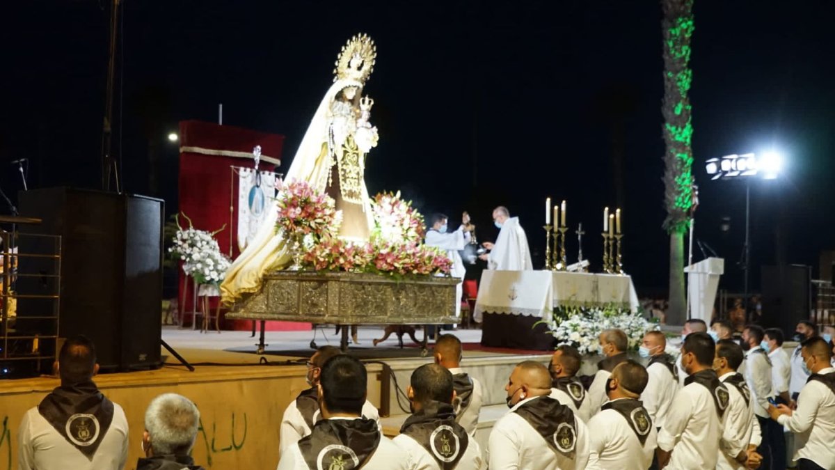 Misa en honor a la Virgen del Carmen (Adra).
