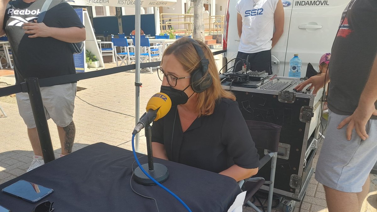 La alcaldesa de Níjar ha contado cómo está trabajando la Administración este verano con los empresarios