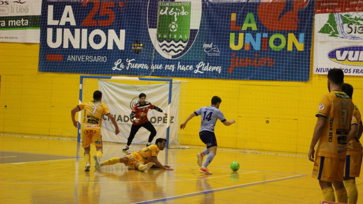 El CD Ejido Futsal arrancará tempo-rada en la pista del Atlético Benavente.