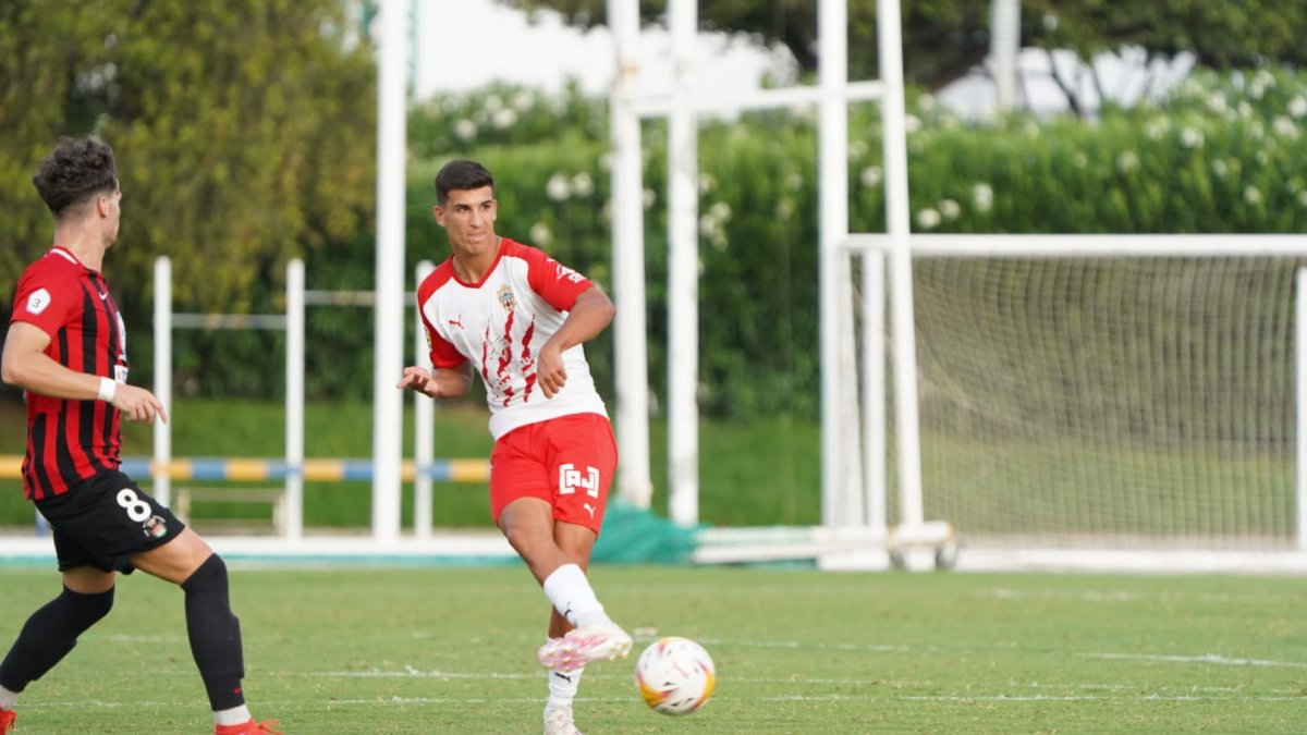 Robles en el segundo amistoso del verano.