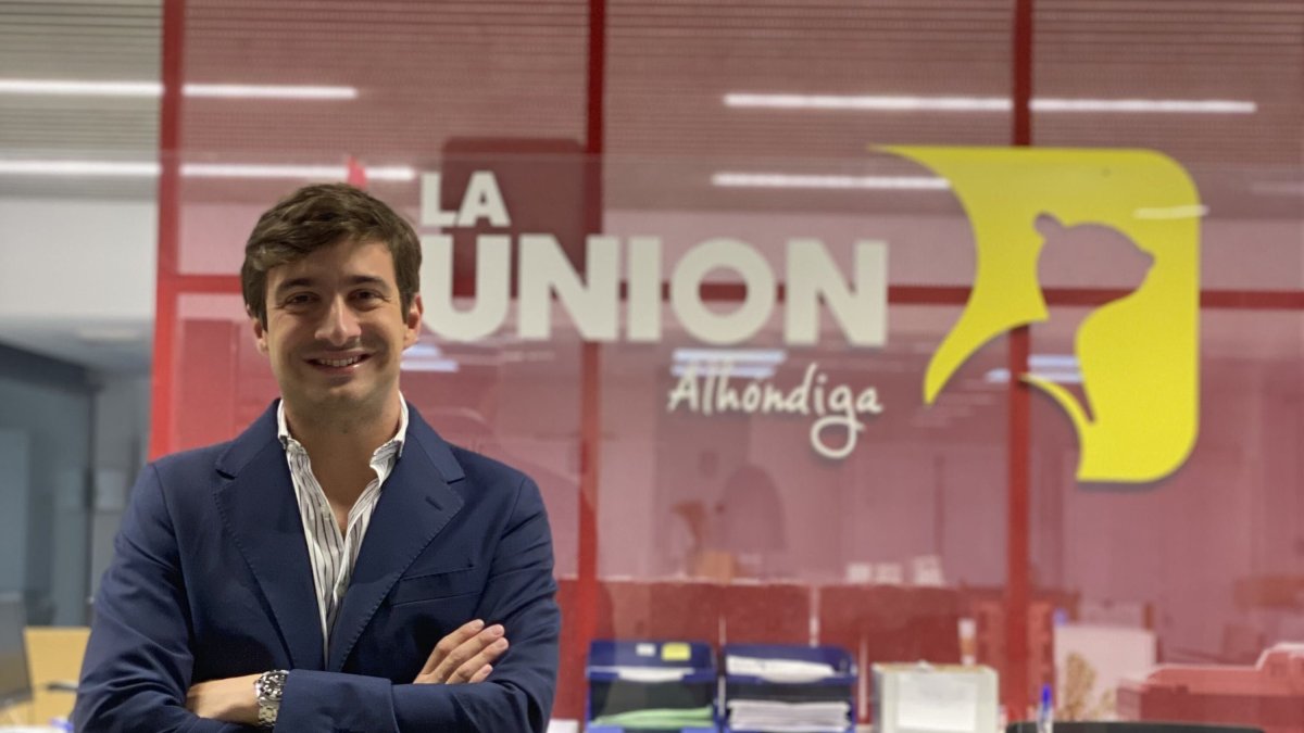 Javier Carmona en las instalaciones de La Unión Corp.
