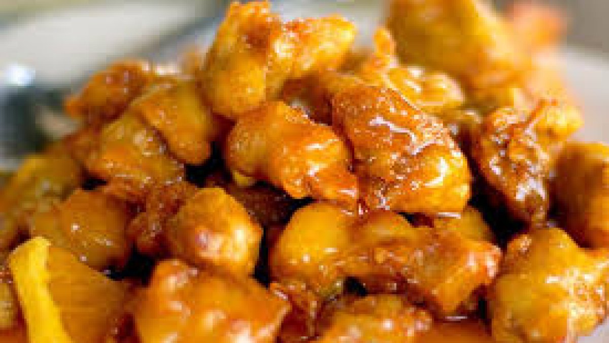 Pollo a la naranja para almorzar.