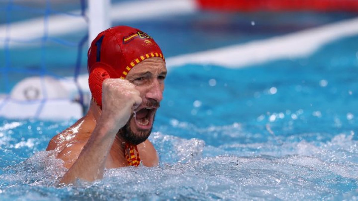 El portero de España vuelve a ser decisivo.