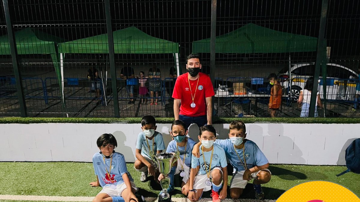 La fiesta del fútbol en Balanegra.